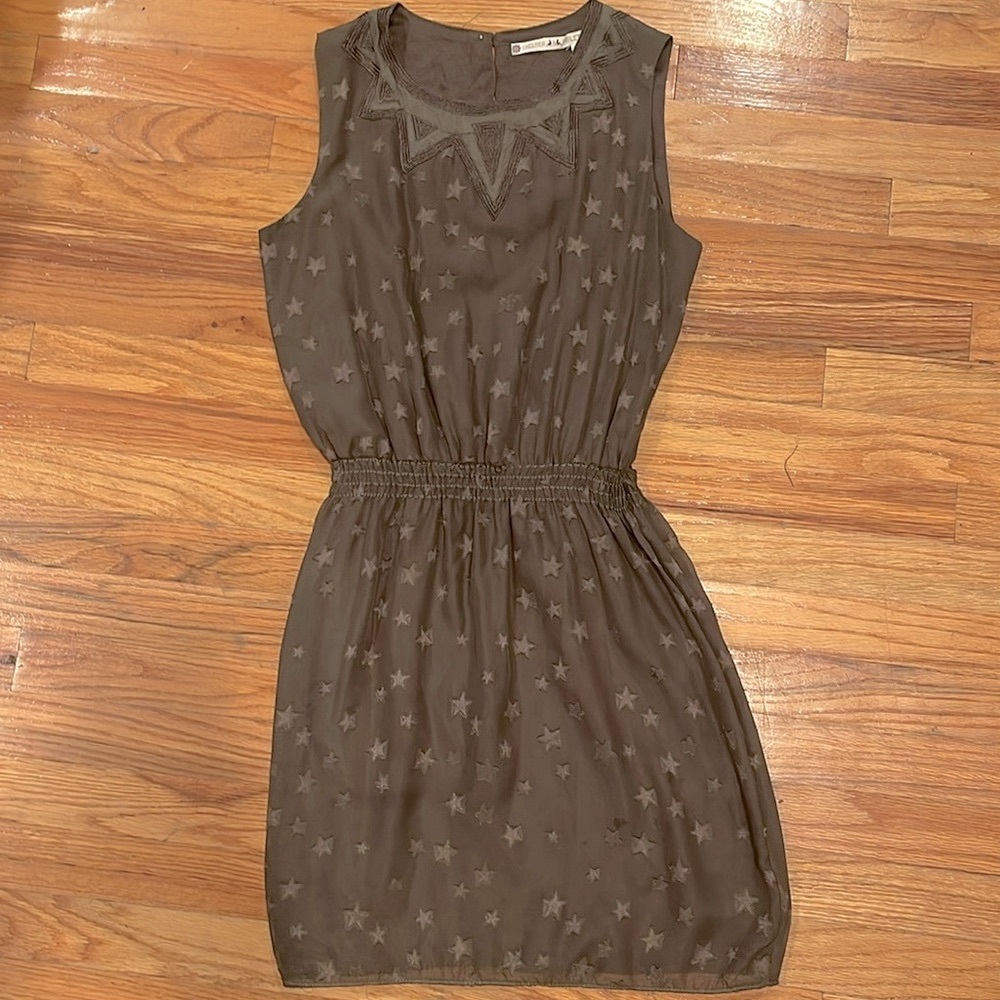 Like new boutique dress olive greenish brown  size small 4 lined urban outfitter